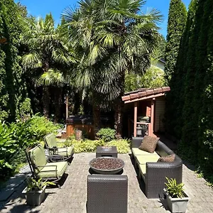 https://garden-oasis-suite-near-popular-main-street.vancouver-hotels-bc.net