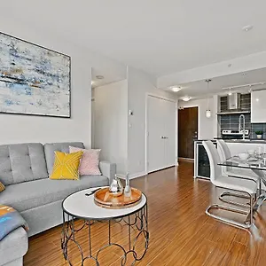 https://downtown-vancouver-luxury-2br-suite-with-den-view.vancouver-hotels-bc.net